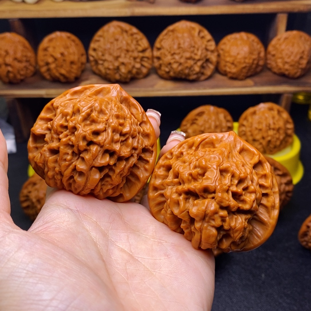 似***觞吊坠桃核官帽福利