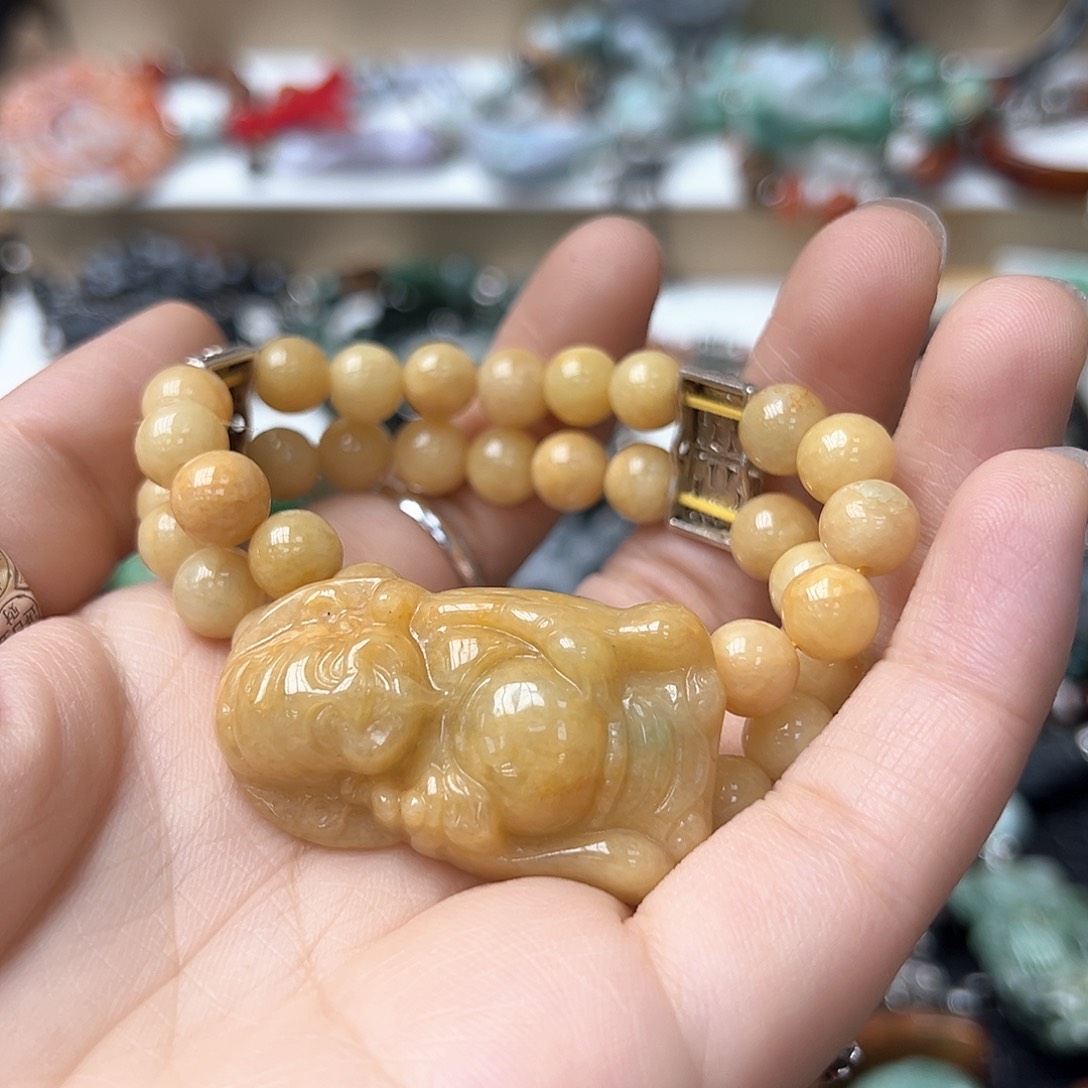 翡翠戒指未镶嵌?****?炸