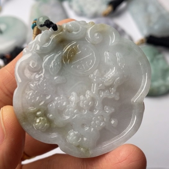 翡翠未镶嵌挂件翡翠