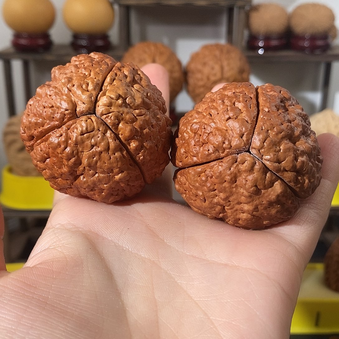 吊坠文玩核桃用****8三瓣脑纹金刚练手微色4956