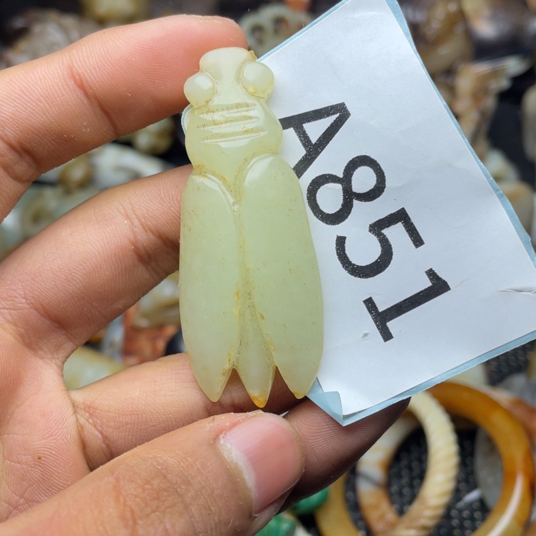 和田玉（糖玉）未镶嵌挂件