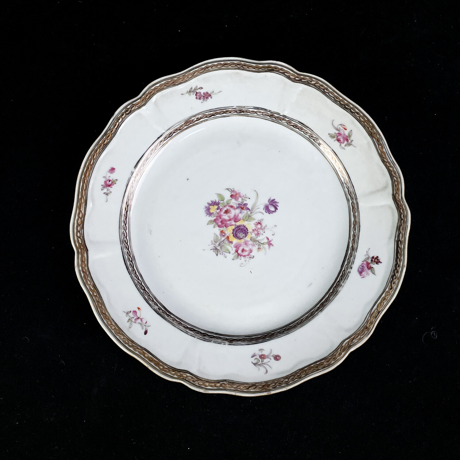 M25LY002256 - 清乾隆 粉彩花卉盘号1