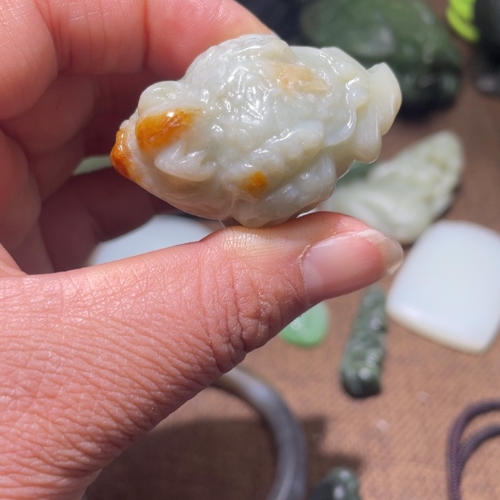 和田玉未镶嵌挂件