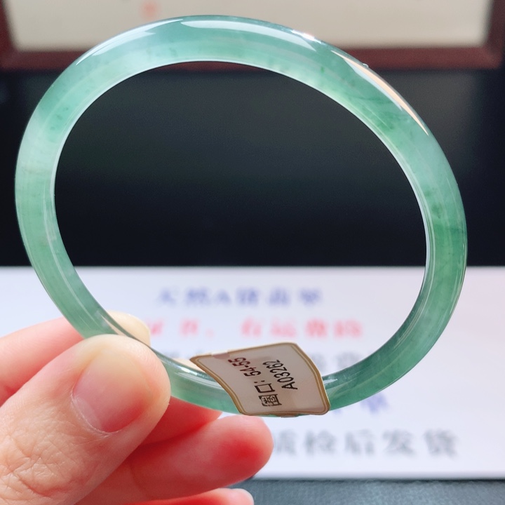 翡翠未镶嵌手镯翡翠手镯30