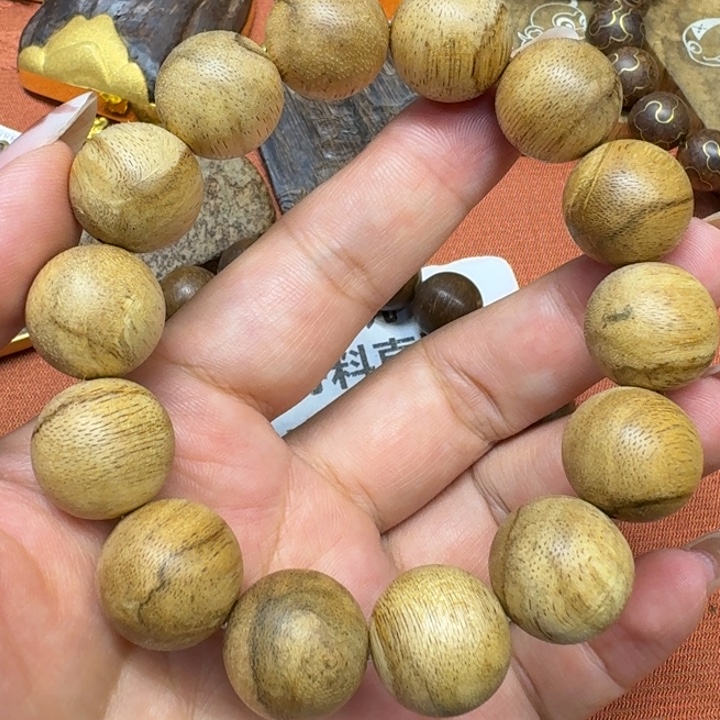 大叶紫檀（黑酸枝木类）