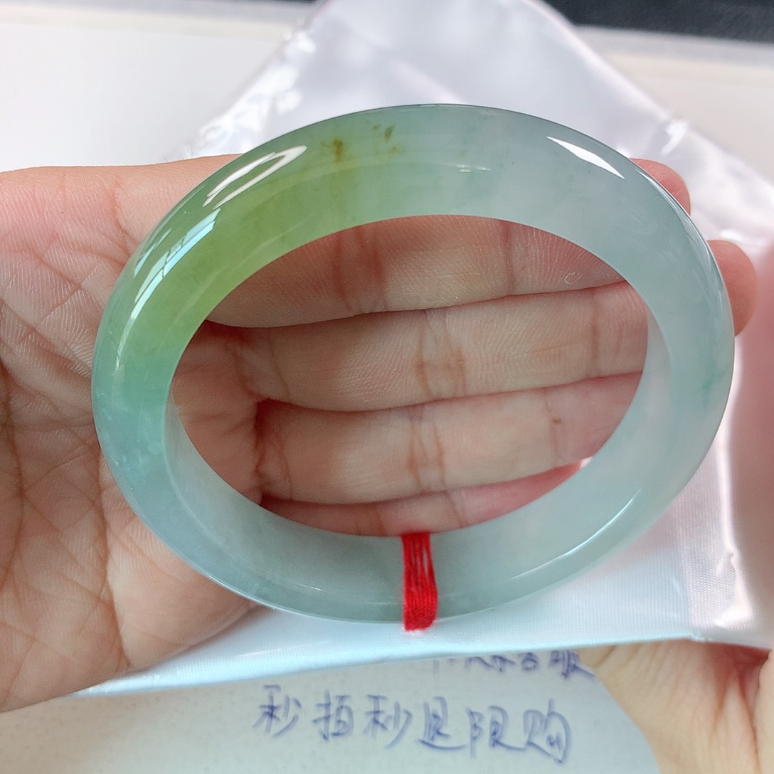 未镶嵌手镯翡翠240