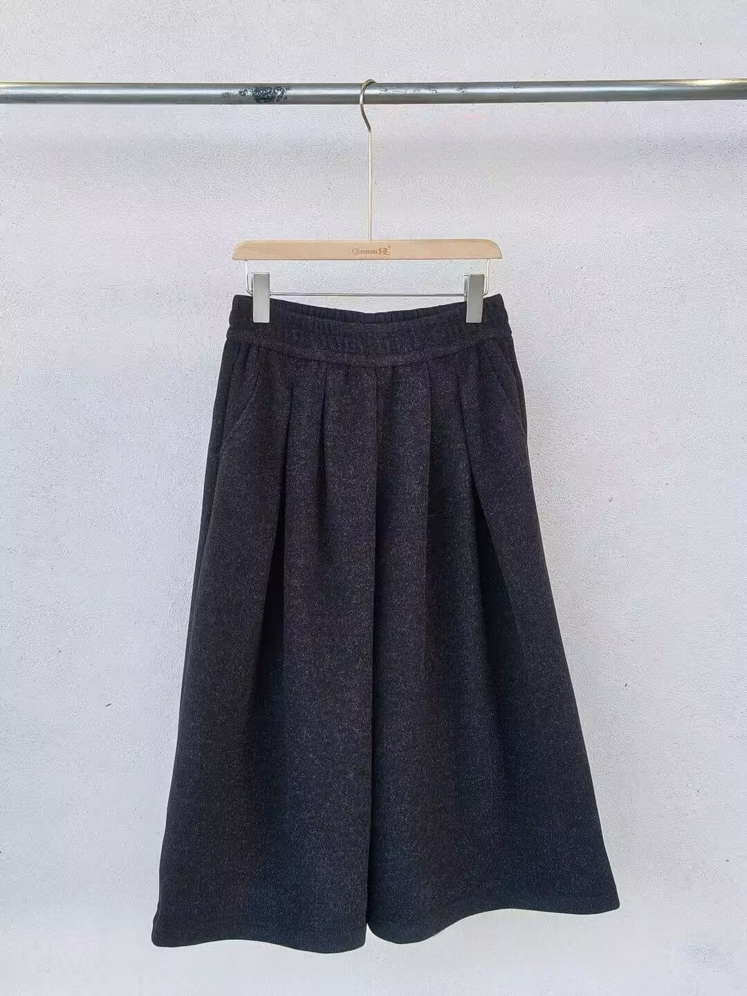 【锦衣服饰】QM 258116 时尚百搭褶皱九分阔腿裤