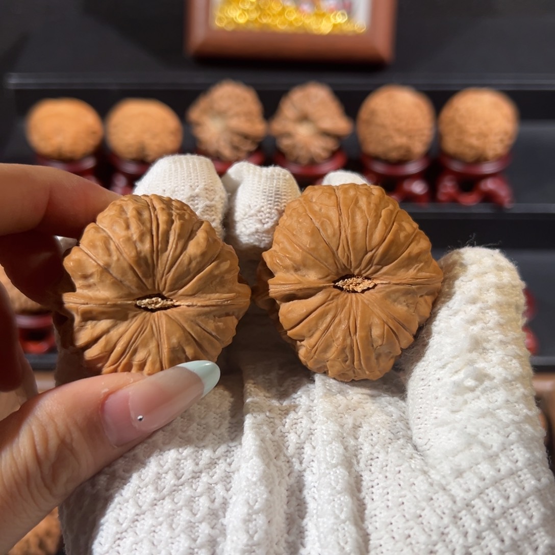 杰***尼文玩核桃把件南瓜墩44