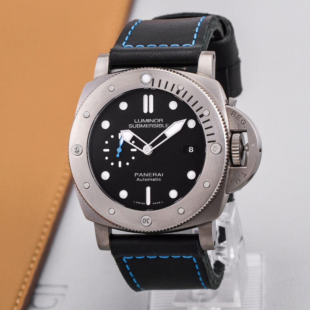 99新 Panerai/沛纳海 自动机械男表潜行系列PAM01305