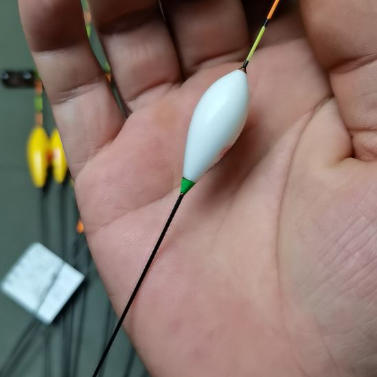 俯***瞰复合材质弟子杯纪念版F01，4号2支