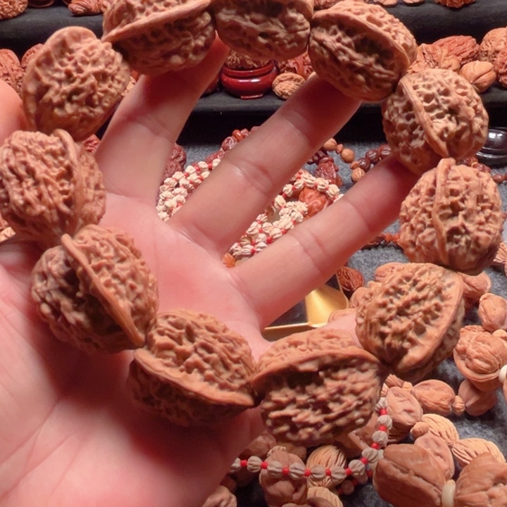 文玩核桃手串独家野罗汉手持