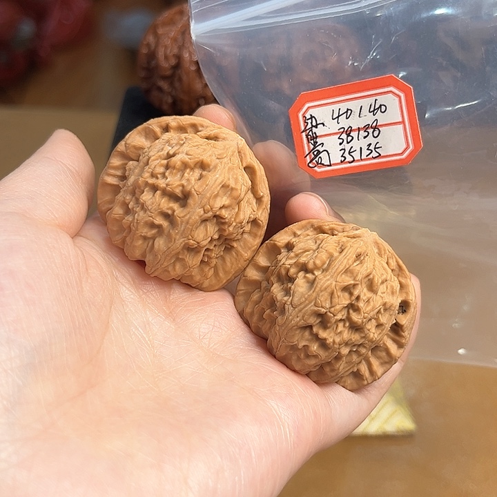 把件文玩核桃白狮子