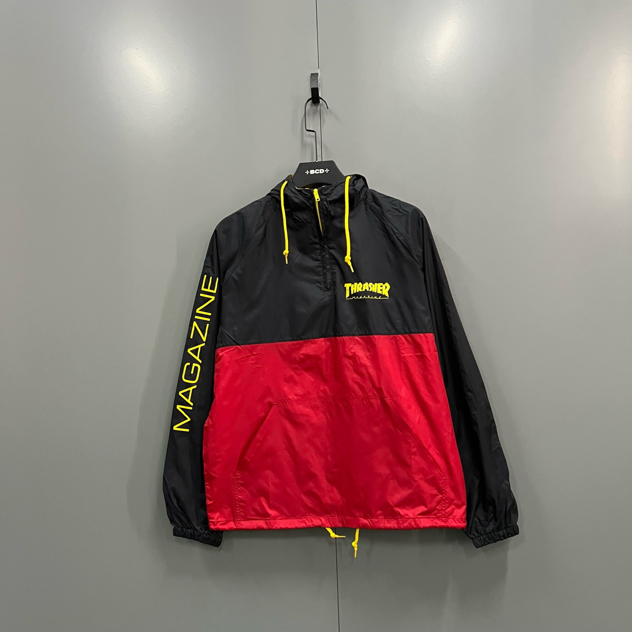 99新 THRASHER （bb）208 黑红连帽夹克 M码/吊牌 bc011888