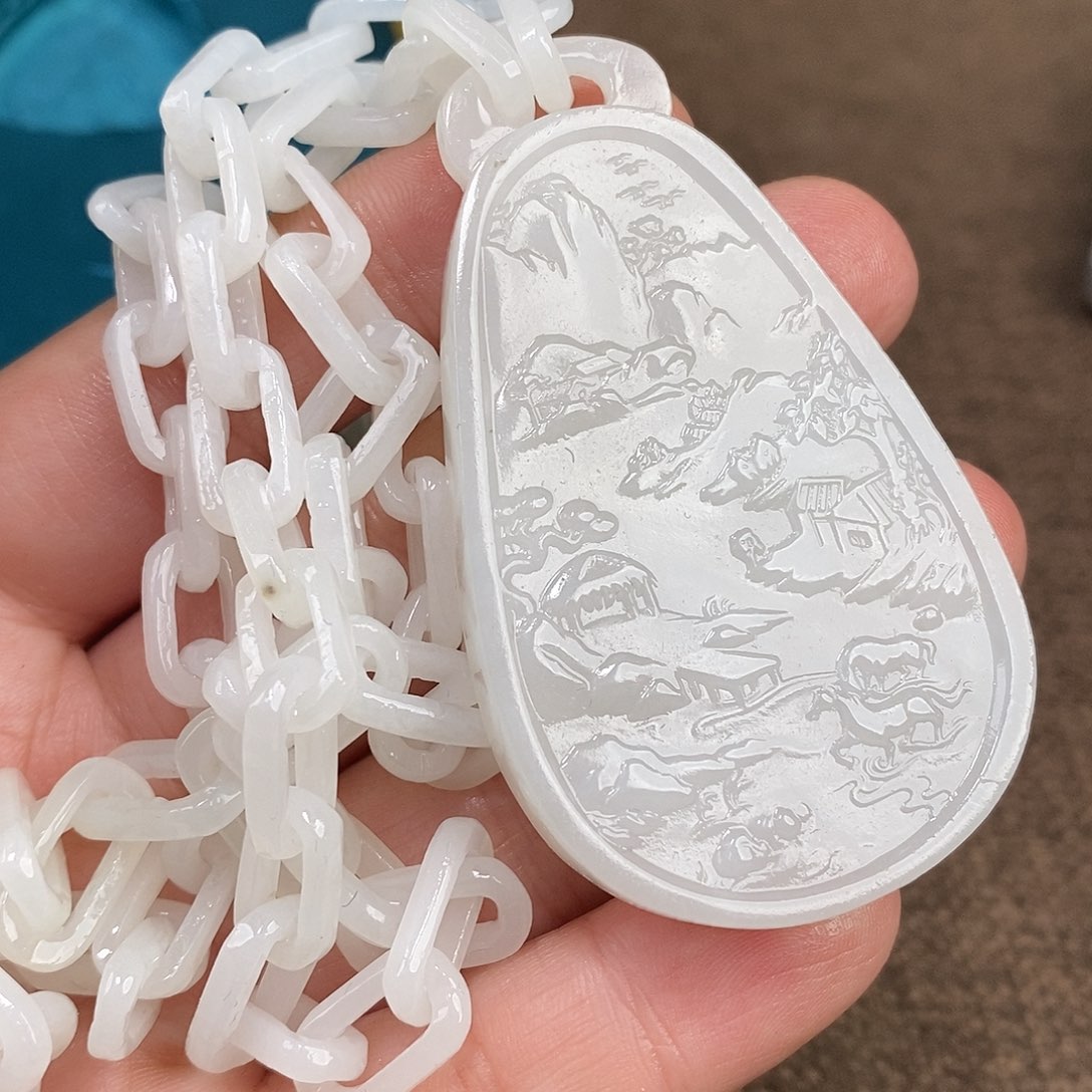 和田玉未镶嵌颈饰