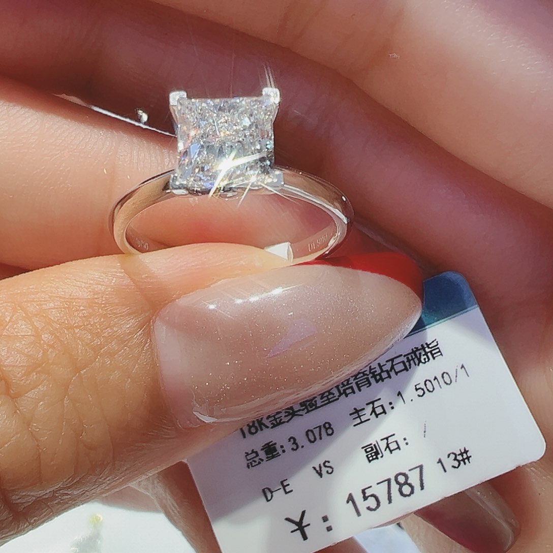 实验室培育钻石18K金镶嵌1.501ct13