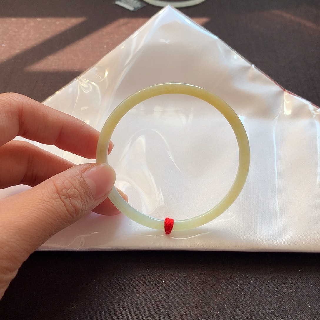 翡翠未镶嵌手镯54.8完美