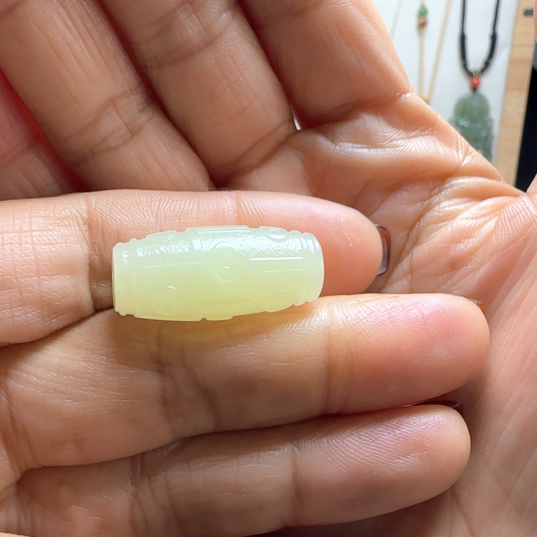 和田玉未镶嵌手绳