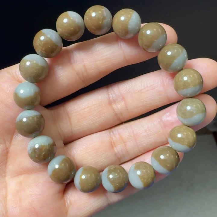 和田玉未镶嵌颈饰卡10聚宝盆