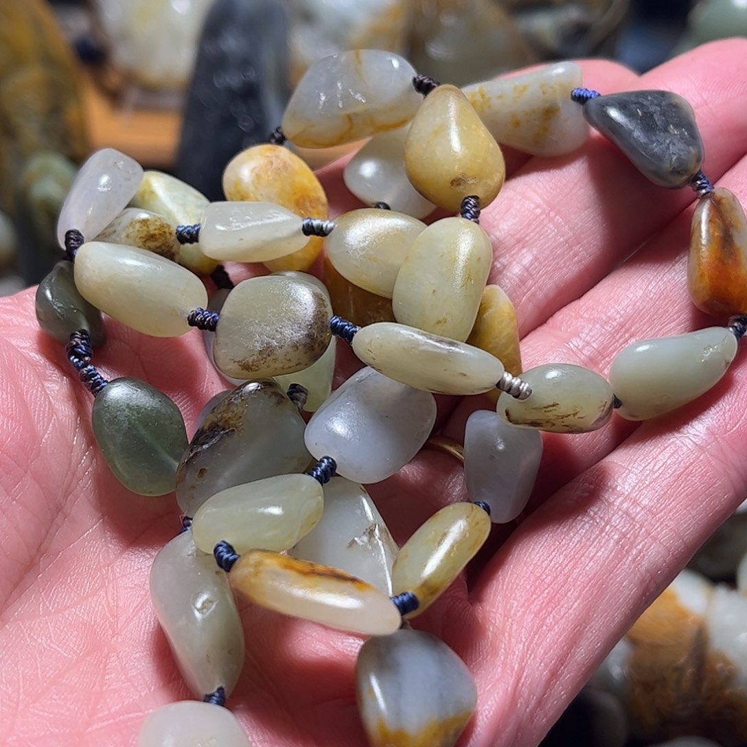 淀***宠和田玉未镶嵌挂件