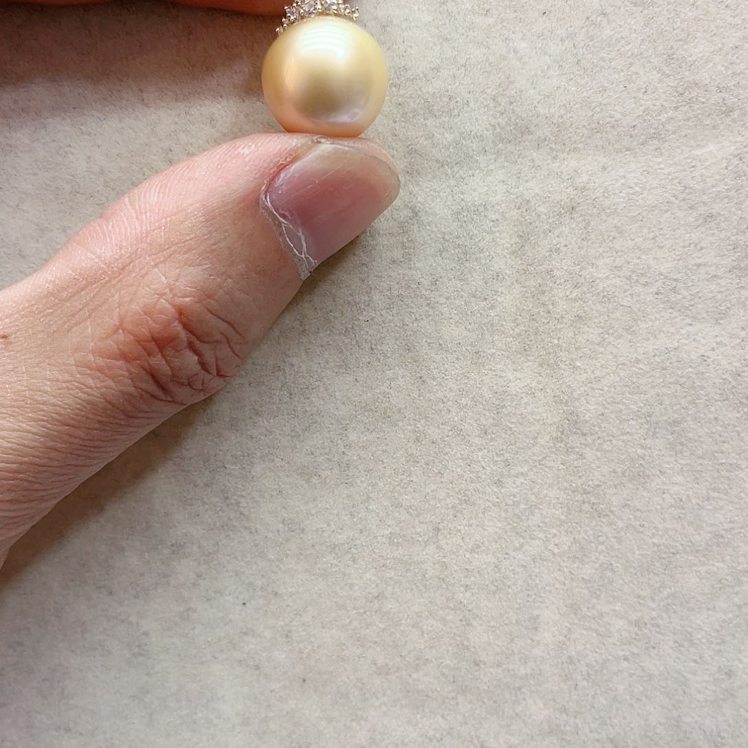 海水珍珠颈饰18K金镶嵌