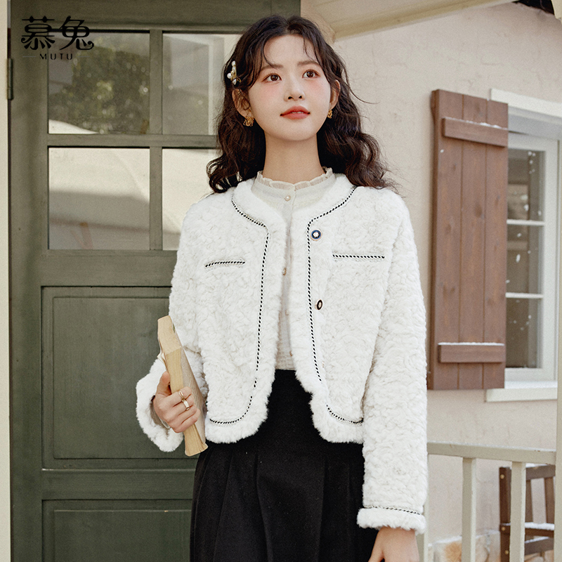 慕兔法式小香风保暖外套女冬季2025新款高级感短款皮毛一体上衣潮