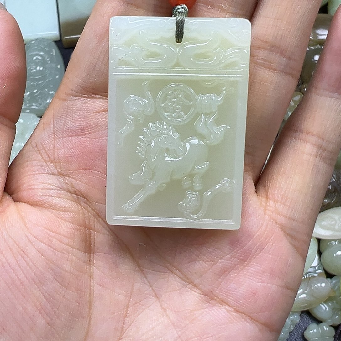 和田玉未镶嵌吊坠(不含链)