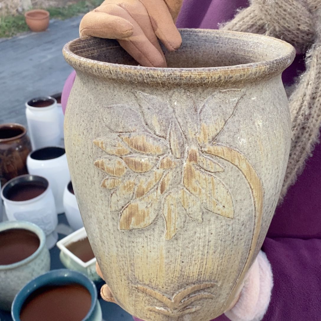 红陶口20高25～～～