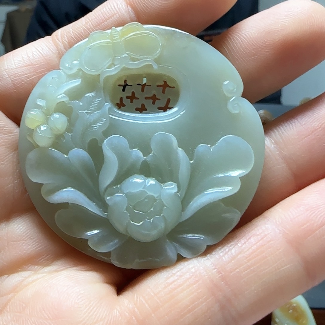 和田玉（糖玉）颈饰未镶嵌