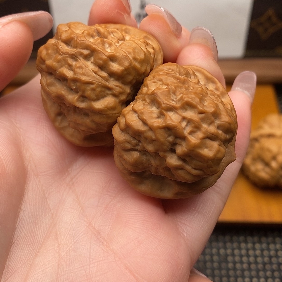 文玩核桃把件全品36左右