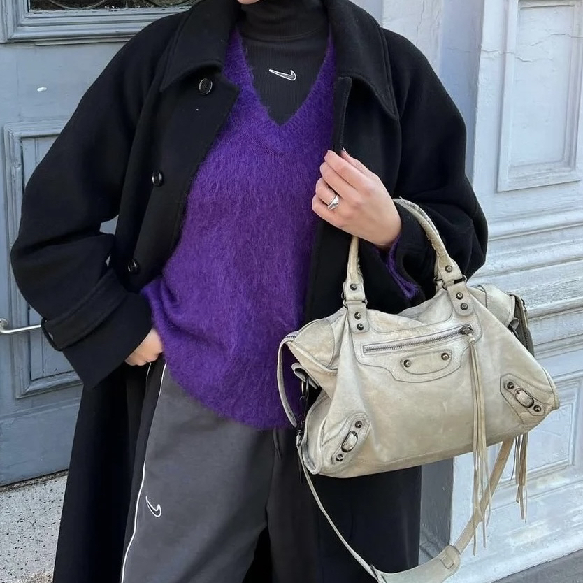95新 Balenciaga/巴黎世家 中号水泥灰油蜡皮机车