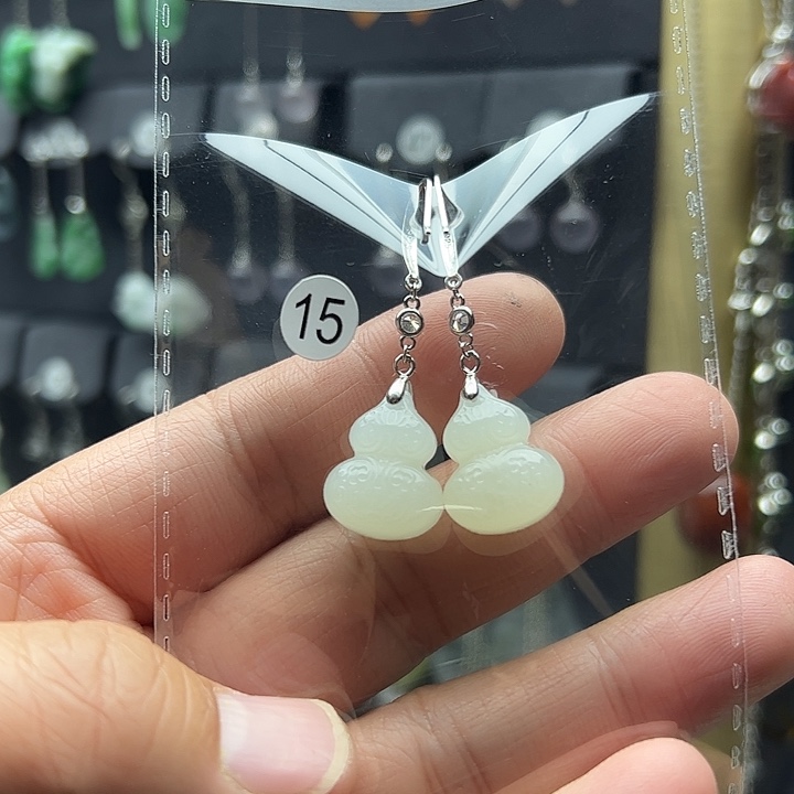 和田玉耳饰银S925镶嵌不**就