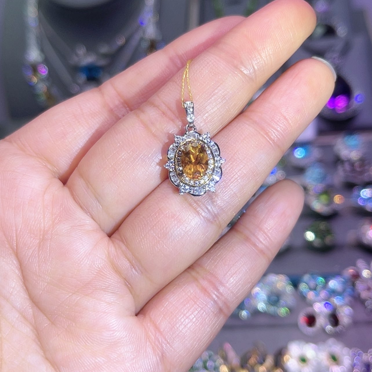 【闪购商品】黄晶耳饰银S925镶嵌耳饰