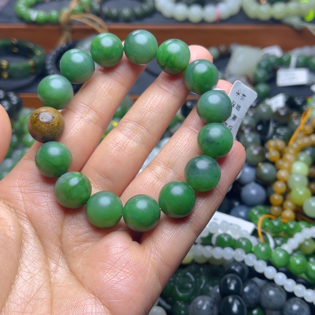 和田玉未镶嵌手链