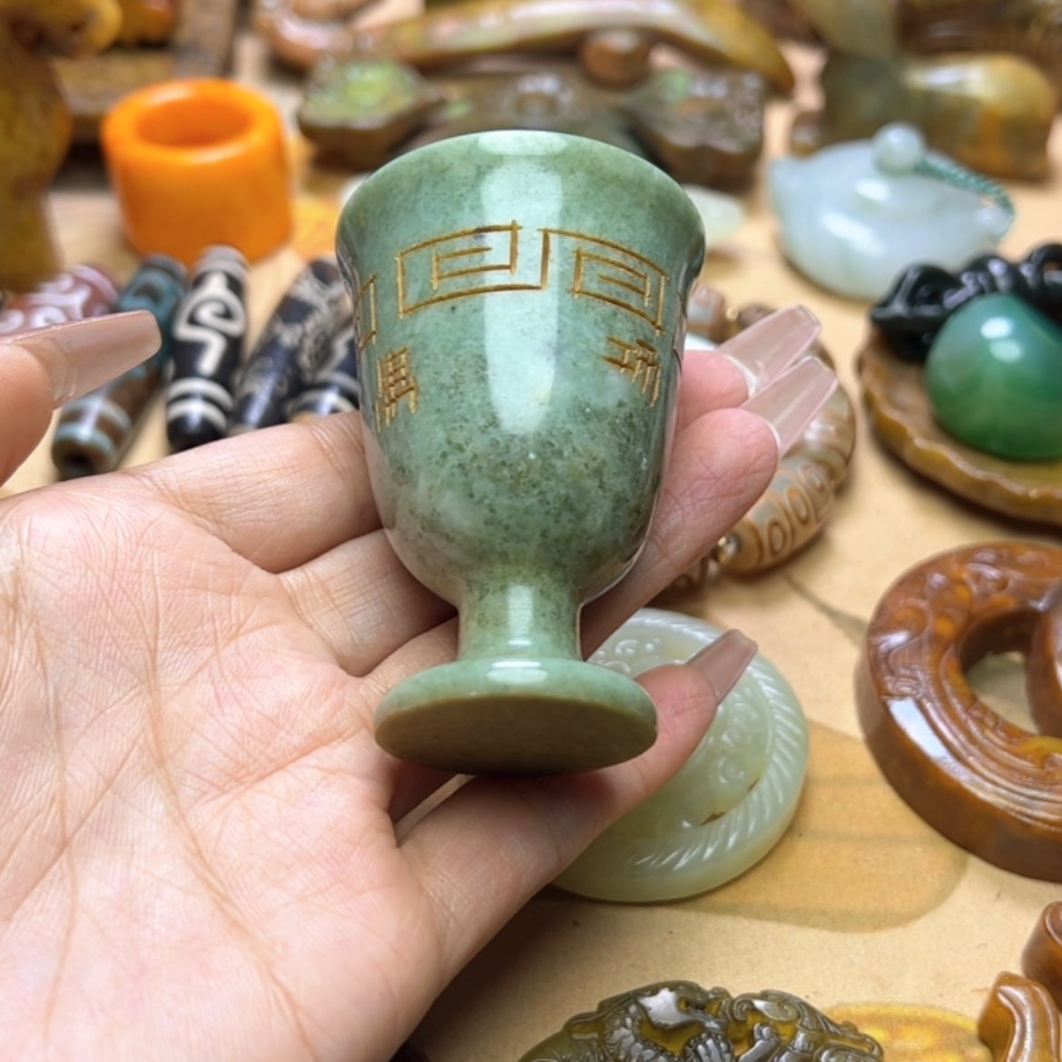 【闪购商品】蛇纹石玉颈饰未镶嵌
