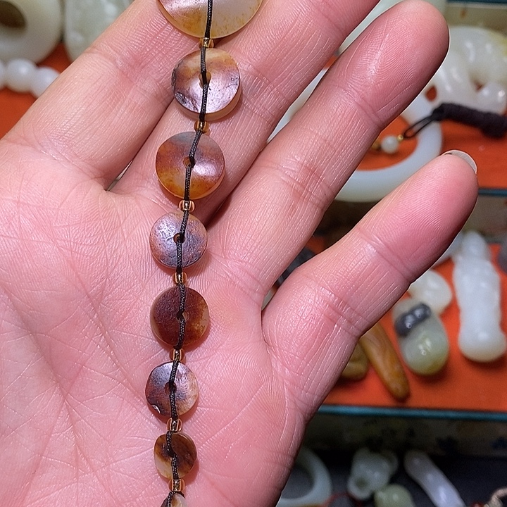 和田玉（糖玉）未镶嵌手镯