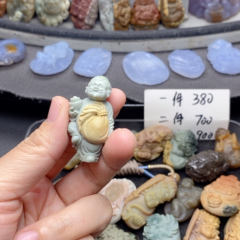 【闪购商品】定制石英质玉吊坠未镶嵌