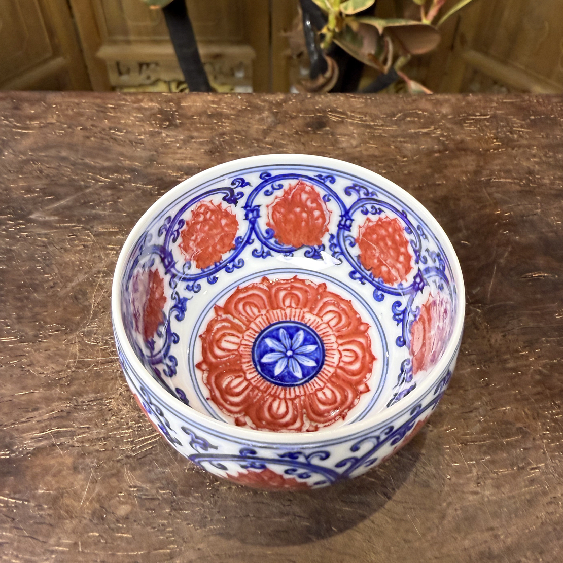 青花釉里红主人杯
