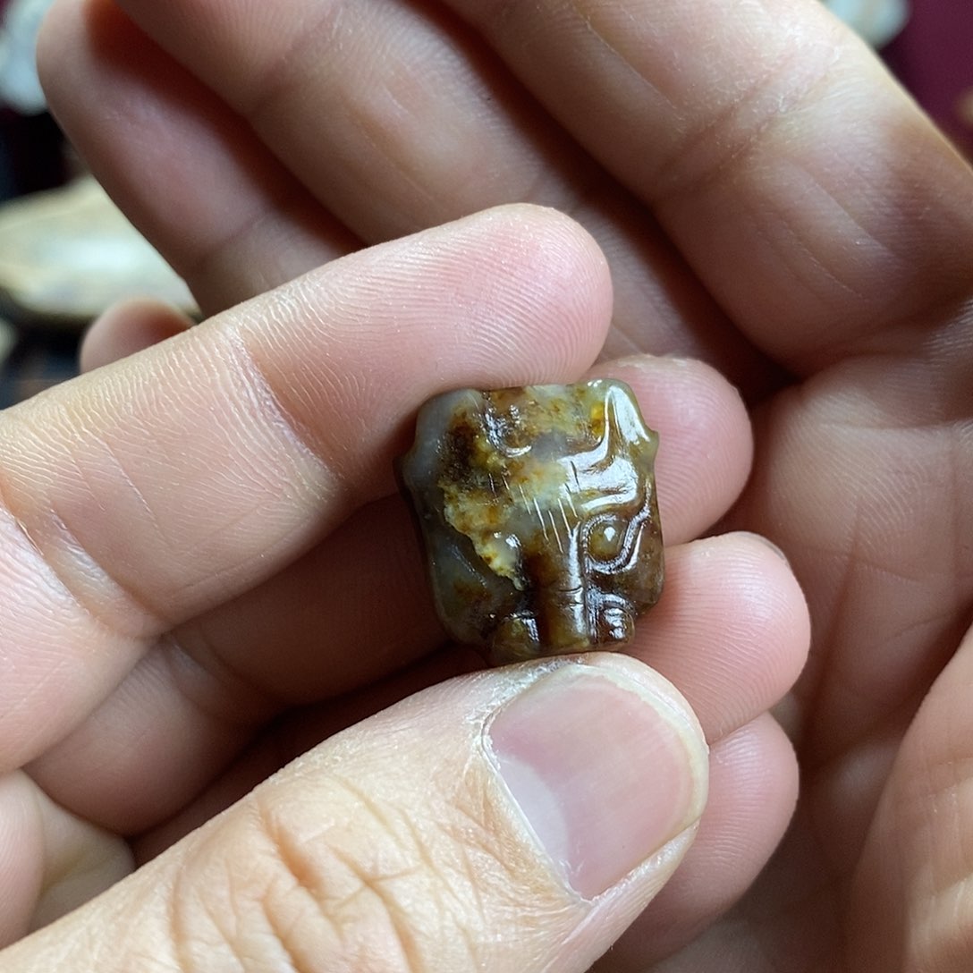 和田玉（糖玉）挂件未镶嵌