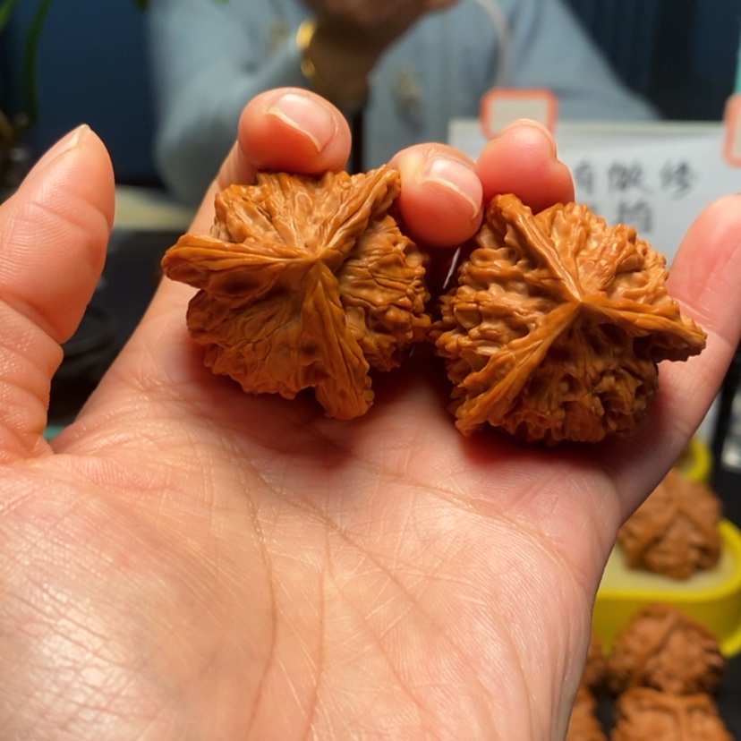 【闪购商品】把件桃核N*C6号三棱