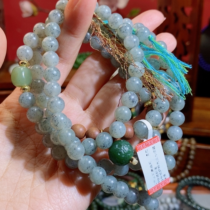 未镶嵌和田玉手链