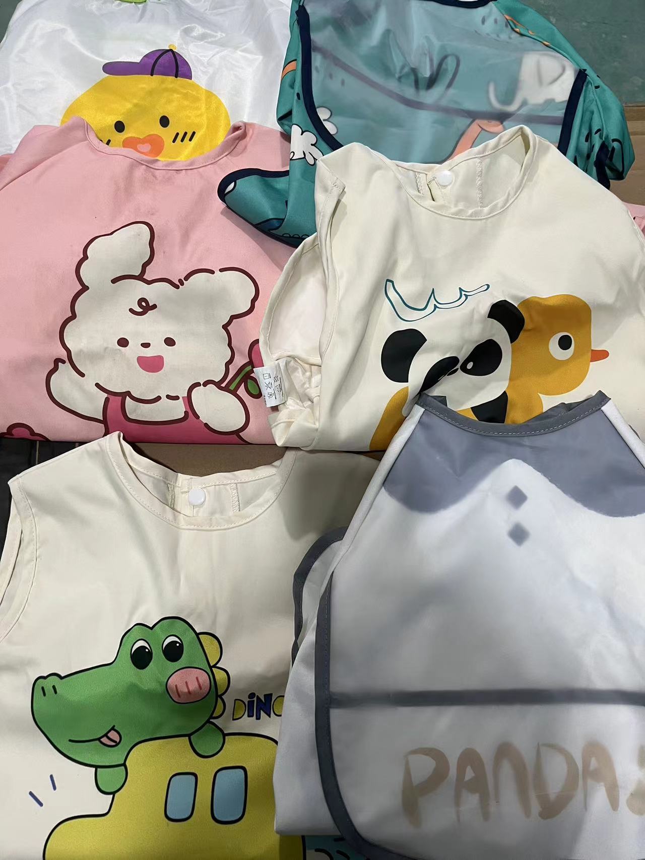 KC 卡通 防水 罩衣 混发3件 