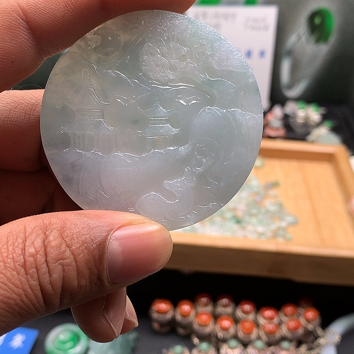 翡翠未镶嵌吊坠(不含链)缅甸天然A货翡翠