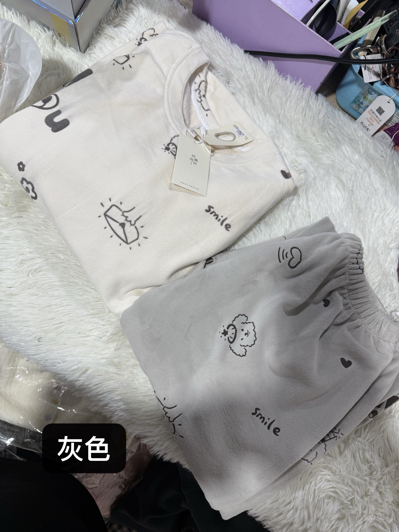 以凡推荐女士刺绣保暖运动家居服套装时尚25820