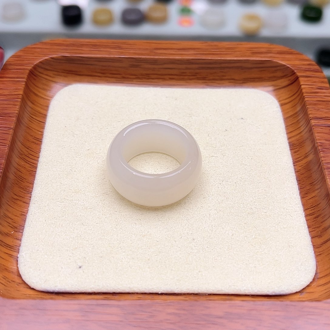 和田玉戒指未镶嵌14号