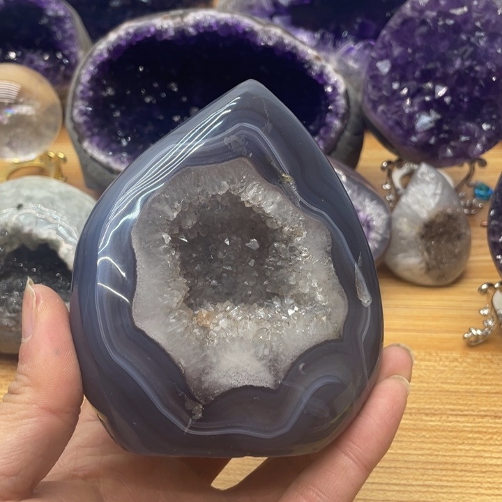 紫晶水晶寿桃未镶嵌