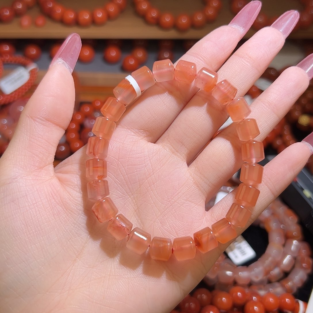 南红玛瑙手串未镶嵌路路通8mm冰飘