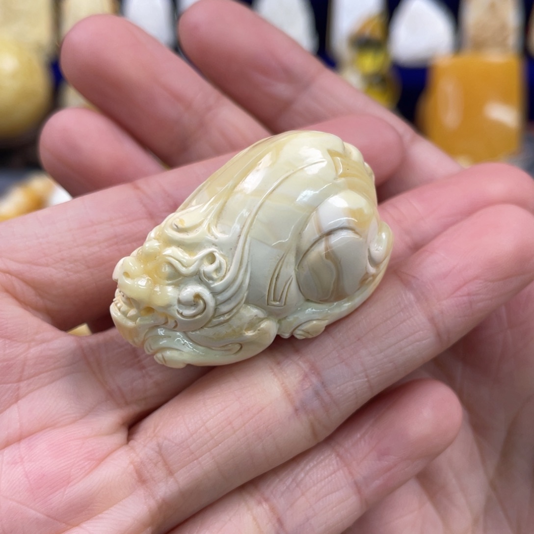 蜜蜡裸石未镶嵌琥珀蜜蜡貔貅吊坠