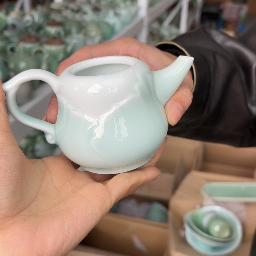 龙泉云间青瓷小米茶器