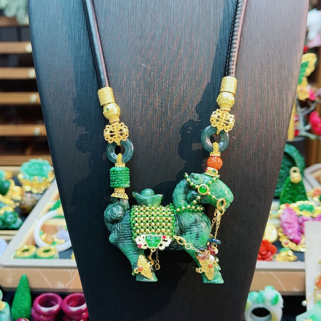 颈饰合金翡翠48小时鉴赏期