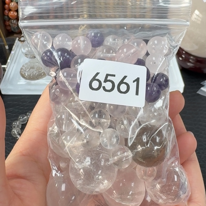 大***妈大型摆件（非配饰）未镶嵌水晶